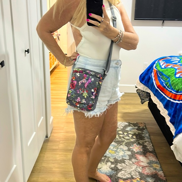 Vera Bradley RFID Mini Hipster in Hope Blooms Crossbody “ retired print” - Picture 16 of 16
